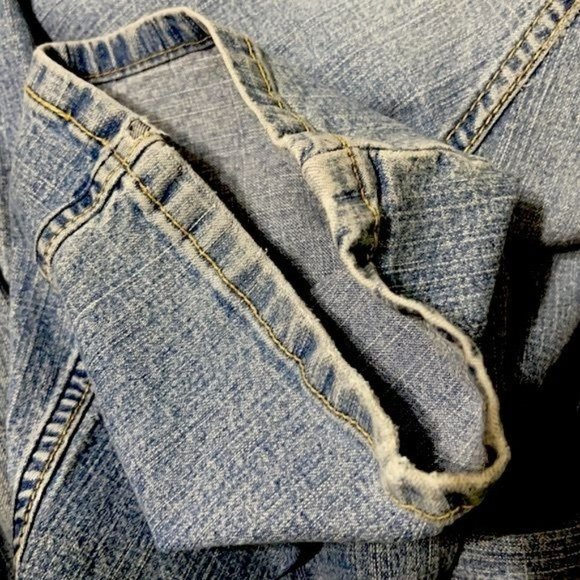 Girl's Levi Strauss Signature® Girls Stretch Low Rise Flare Jeans Size 10 1/2 - Picture 9 of 10